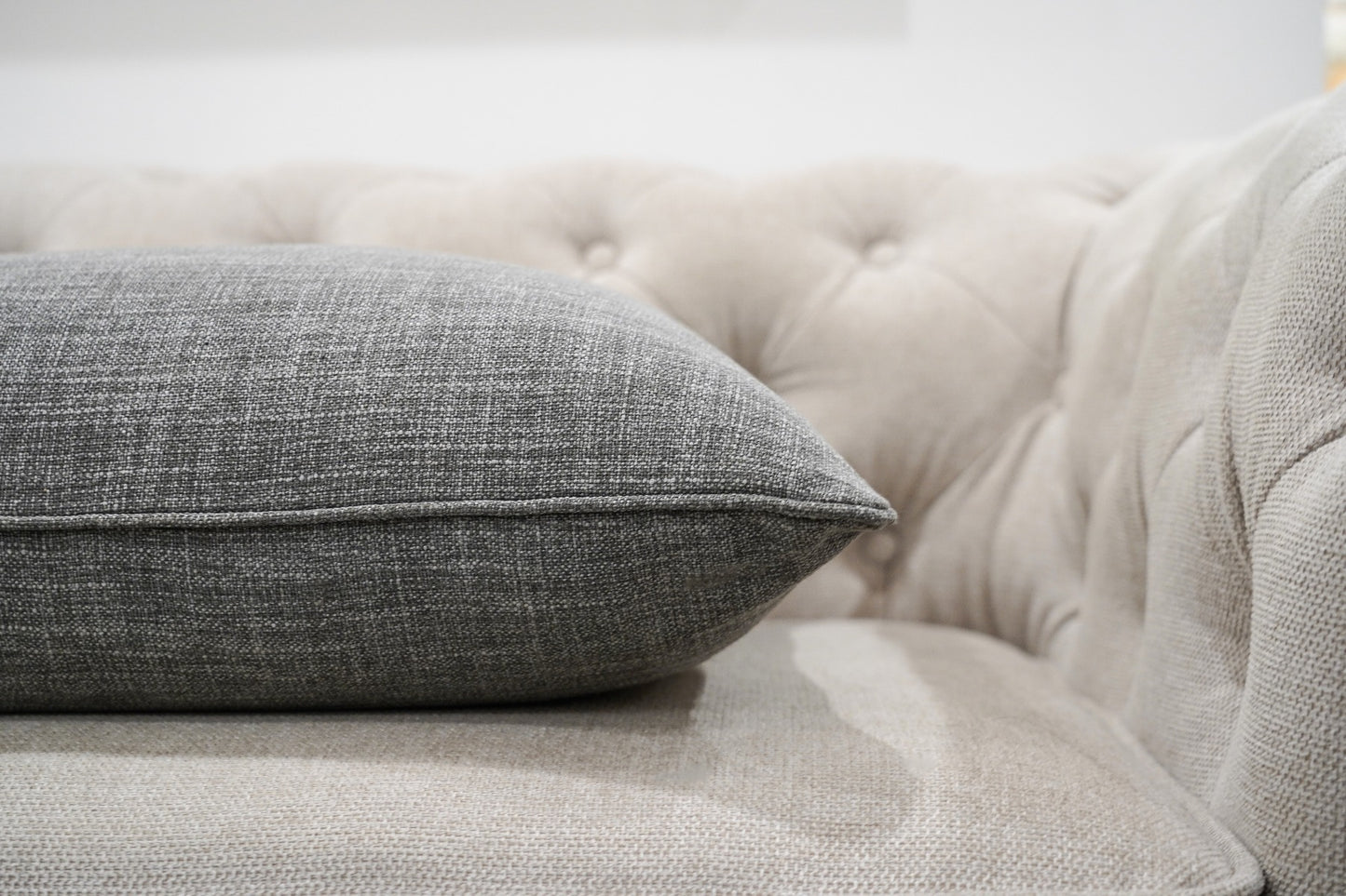 Dorian Cushion