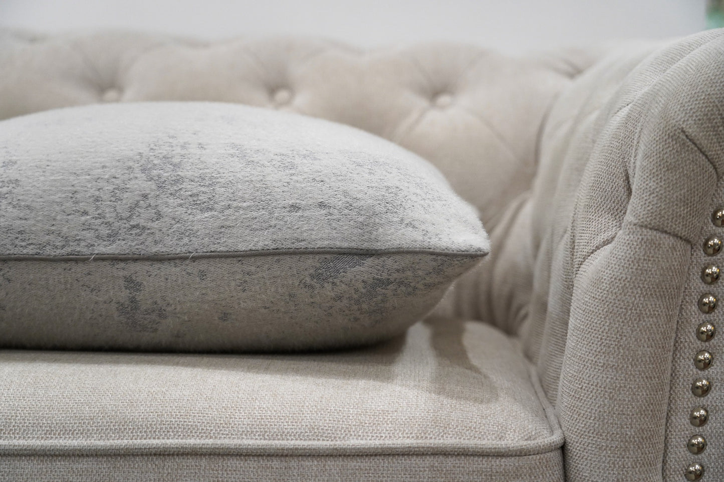 Esmeray Cushion