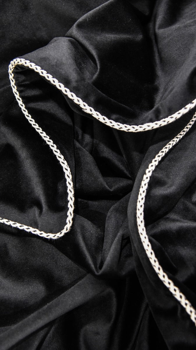Onyx Throw