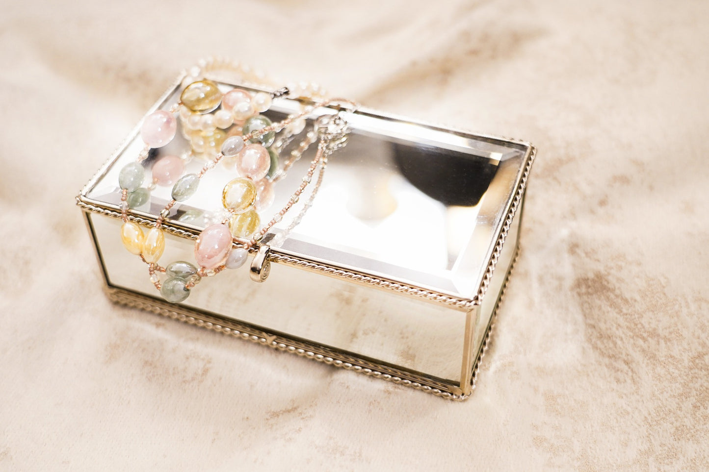 Eris Jewellery Box with Bevelled Mirror Glass