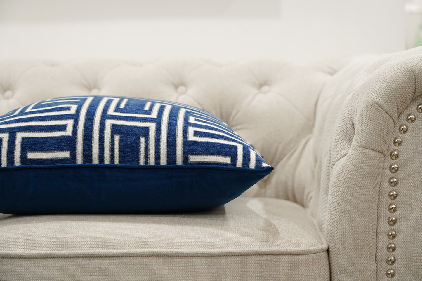 Helios Cushion